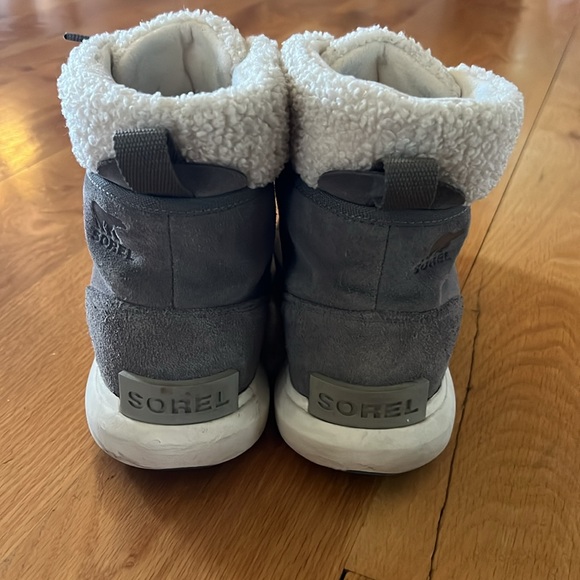 Sorel Boots - Picture 6 of 6